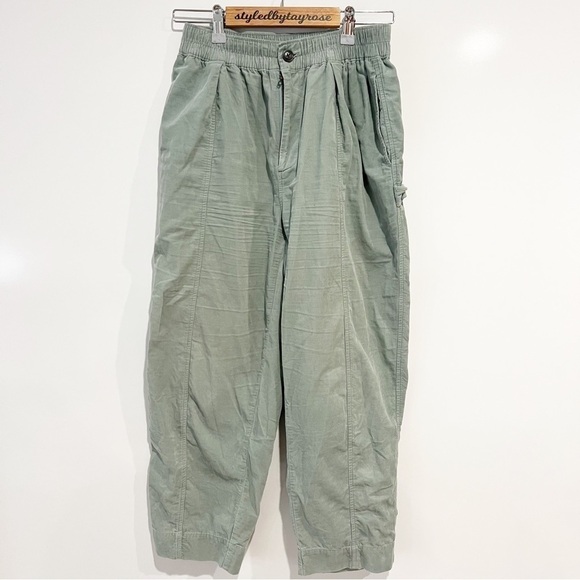 Madewell Corduroy Pull-On Tapered Pants - Picture 4 of 12